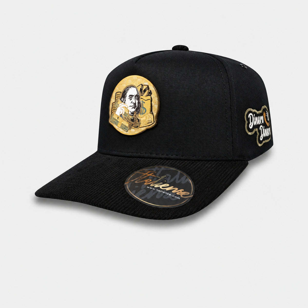 Dinero Llama Dinero Black Hat by Italiense, three-quarter front view